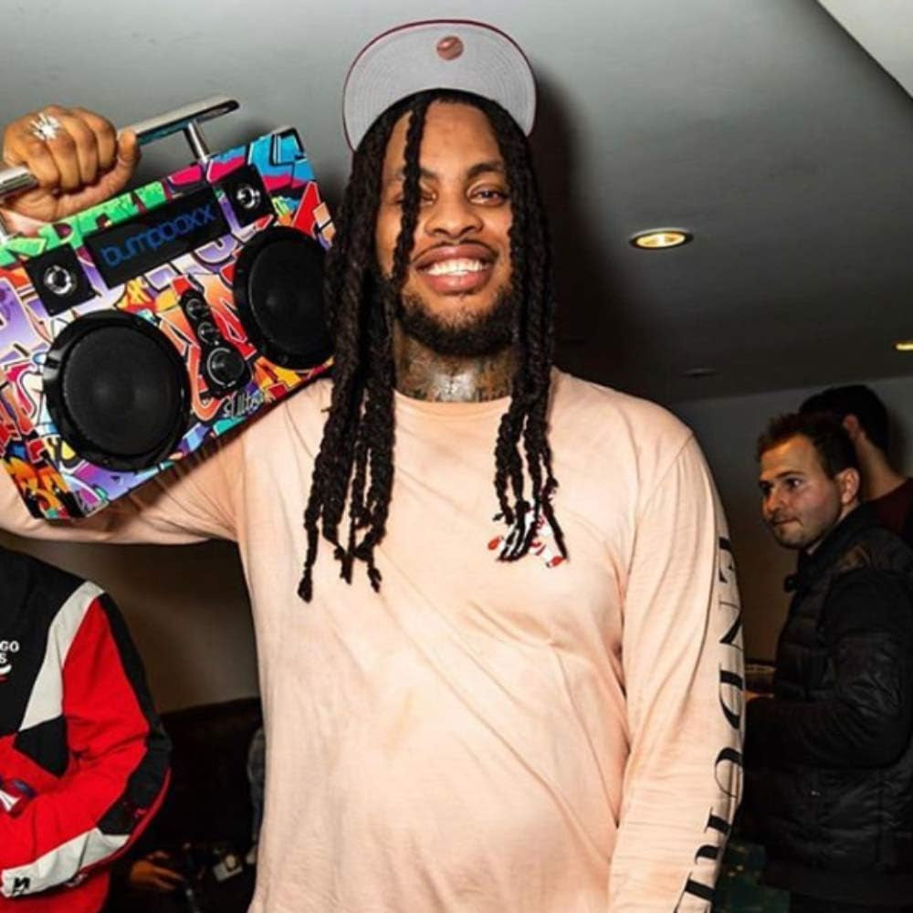 Bumpin' Boombox Deluxe: The Graffiti-Sprayed Sound Machine That Rocks Your Socks Off and Charges Too!